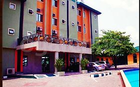 Londa Hotel And Suites-Guest Room